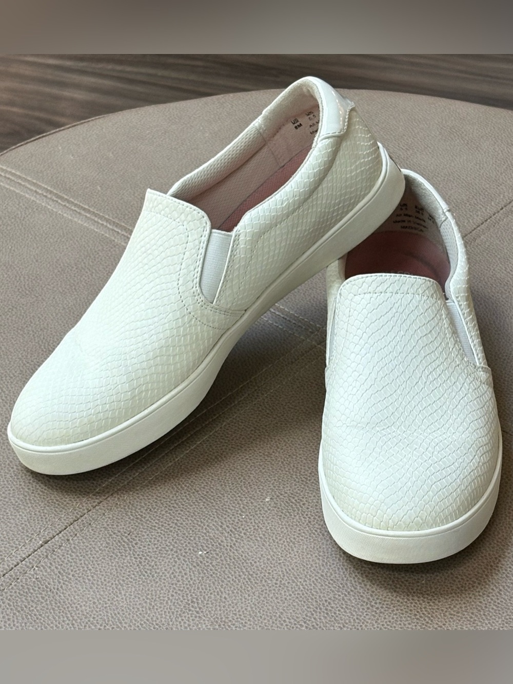 Dr Scholl's Madison White Snake Print Slip-On Sneakers Size 8